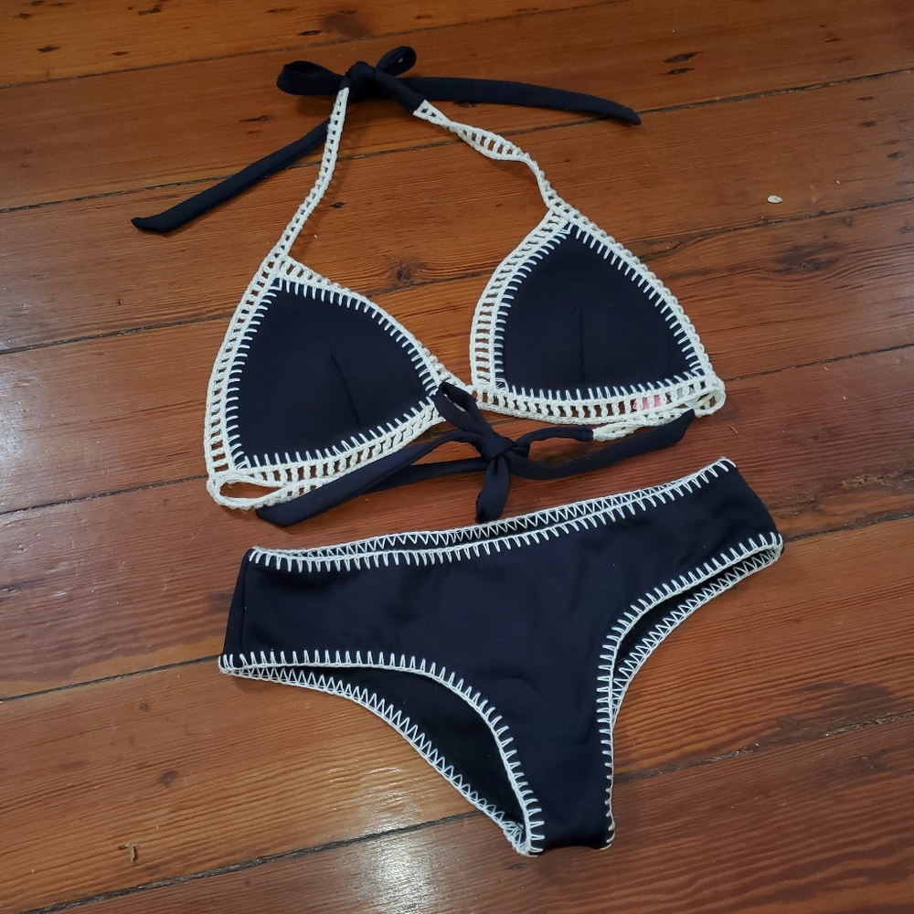 2/$25 HUGE SALE Victoria's Secret Bikini